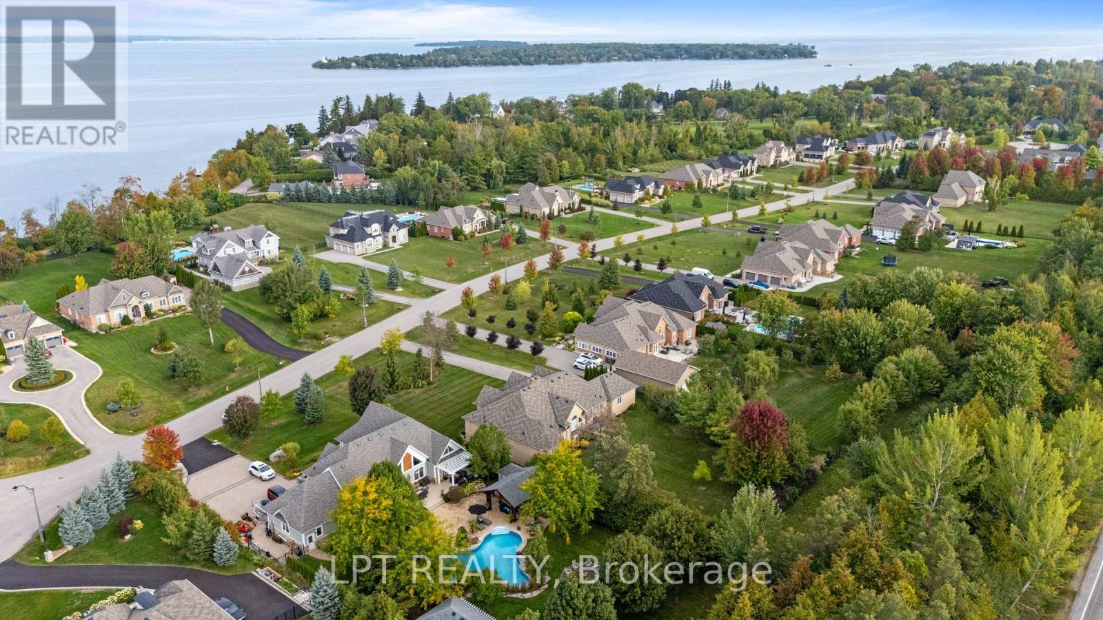 5 WOLFORD COURT — photo 45