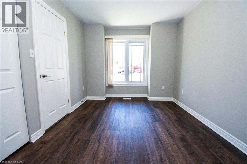 145 FAIRVIEW Avenue E — photo 32