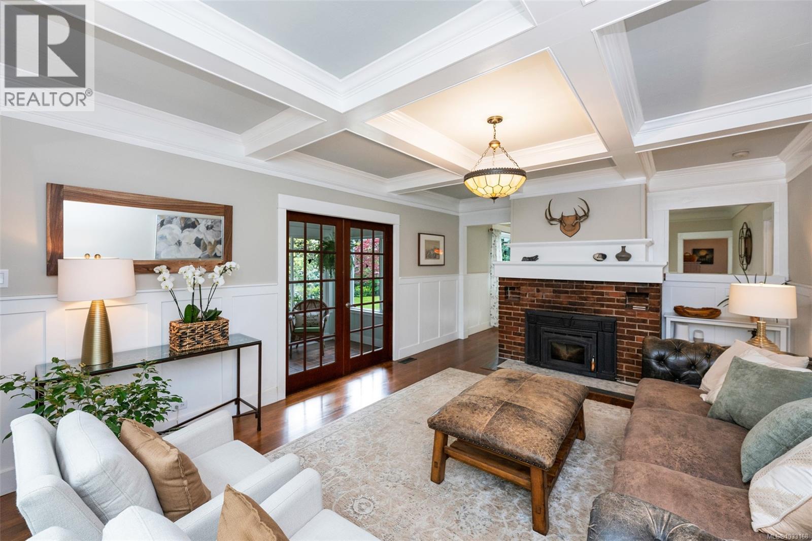 7356 Wallace Dr - 18