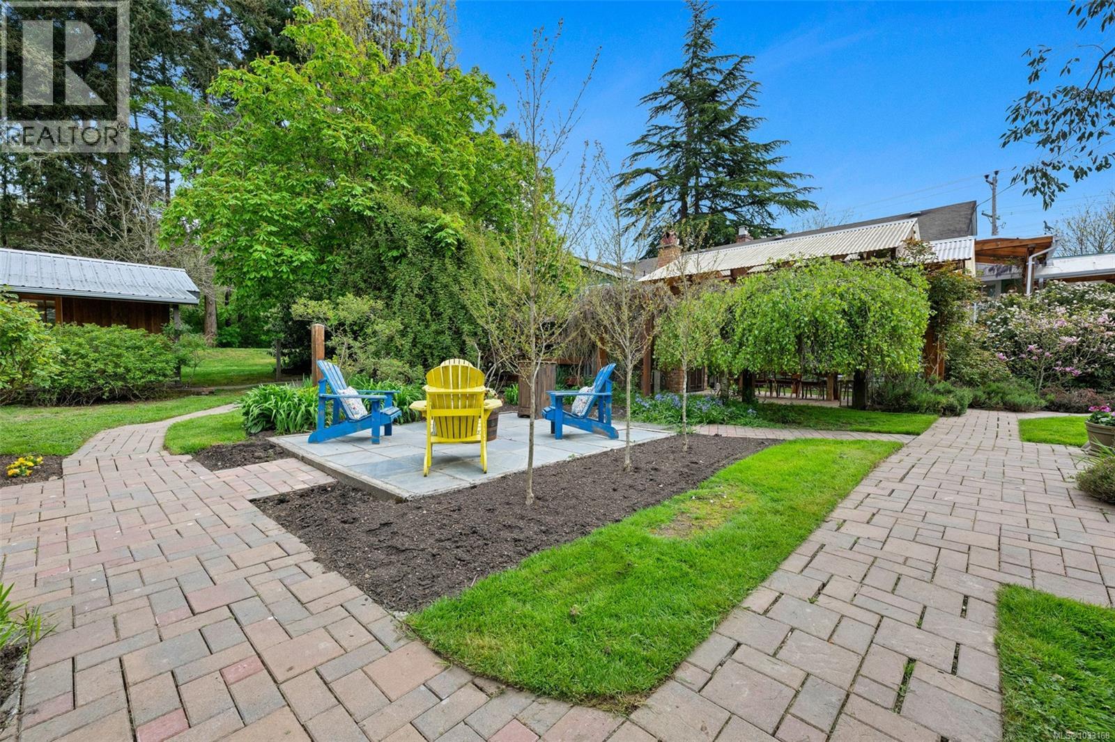 7356 Wallace Dr - 83