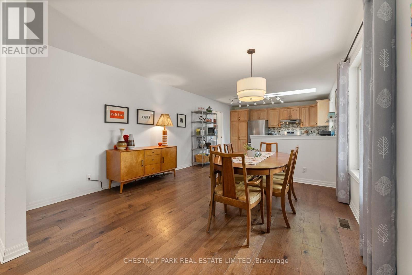 207 CARNRIKE ROAD - 12