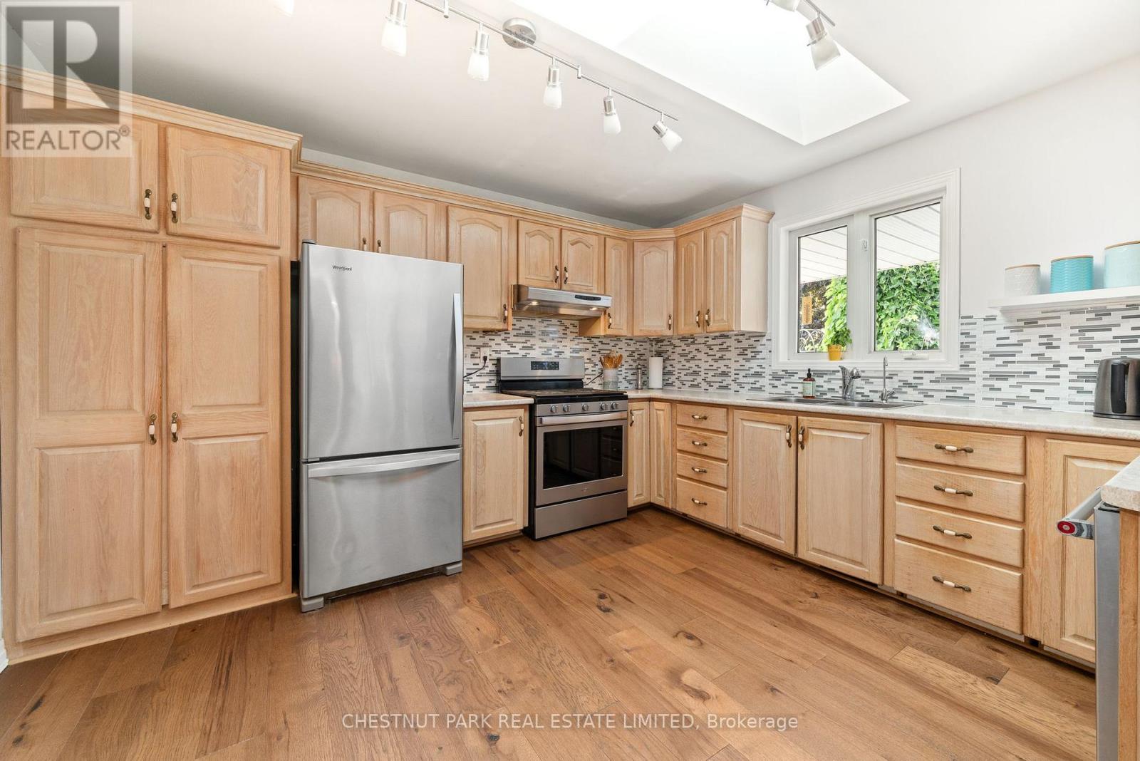 207 CARNRIKE ROAD - 9