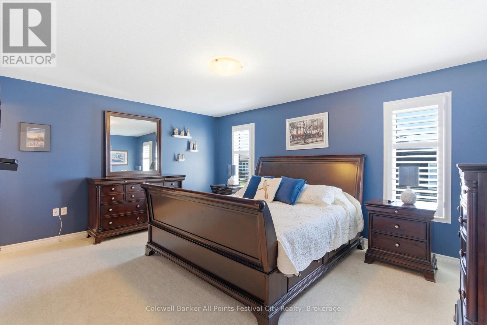 88 LAKE BREEZE DRIVE - 25
