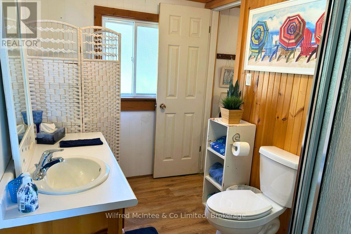 415 BRUCE ROAD 13 — photo 34