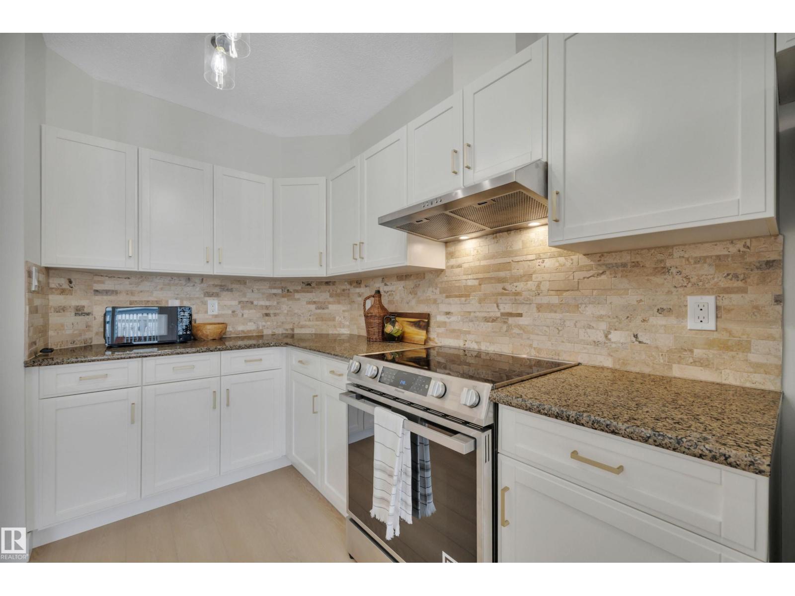 #9 843 YOUVILLE DR W NW - 15