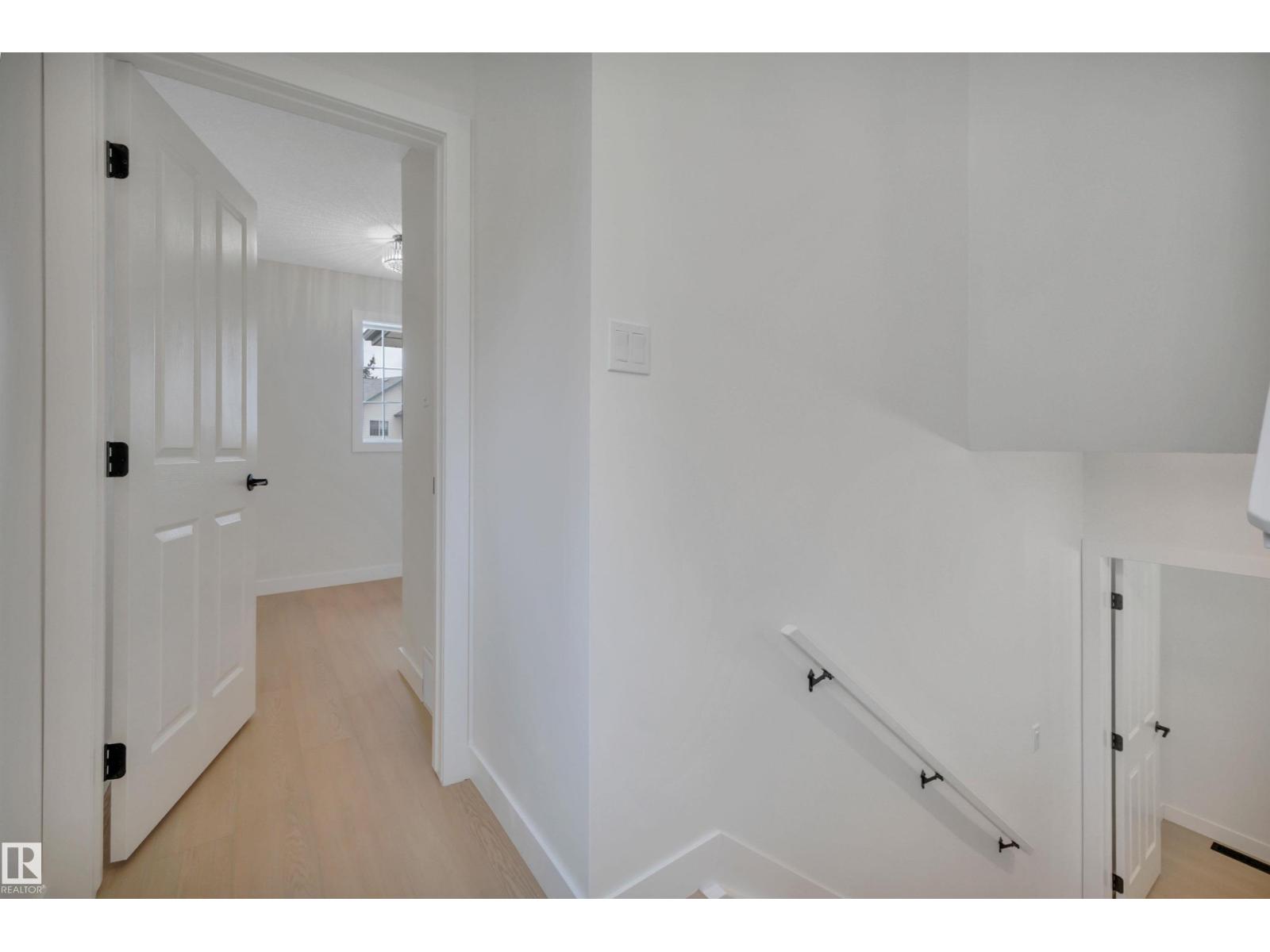 #9 843 YOUVILLE DR W NW - 22