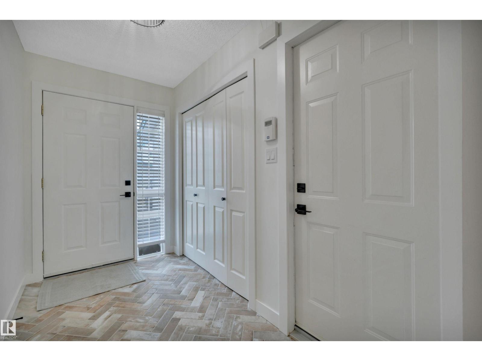 #9 843 YOUVILLE DR W NW - 4