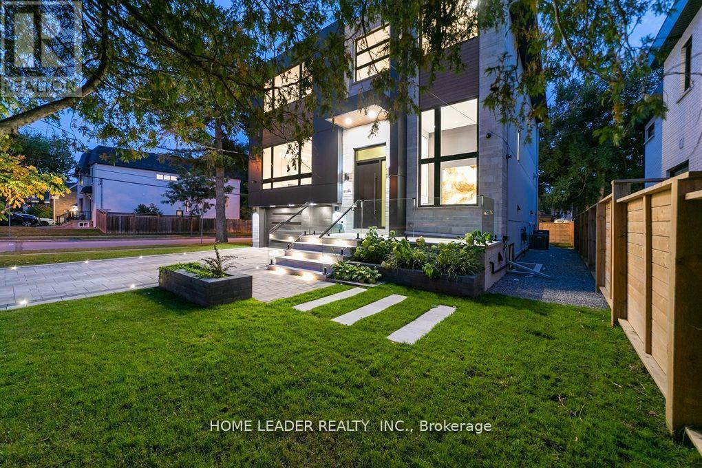 169 POYNTZ AVENUE — photo 3