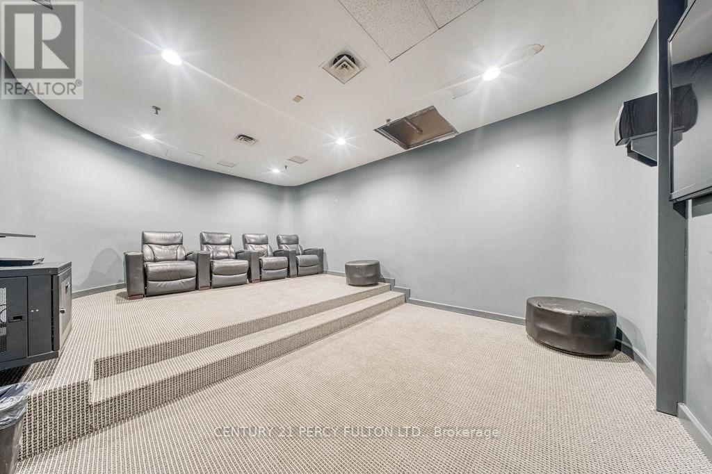 #1201 725 KING STREET W - 36