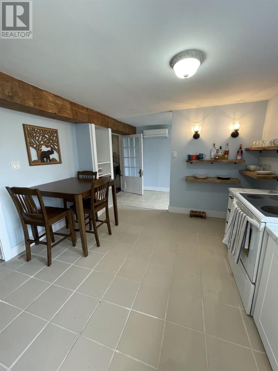 1518 Peters Road — photo 38