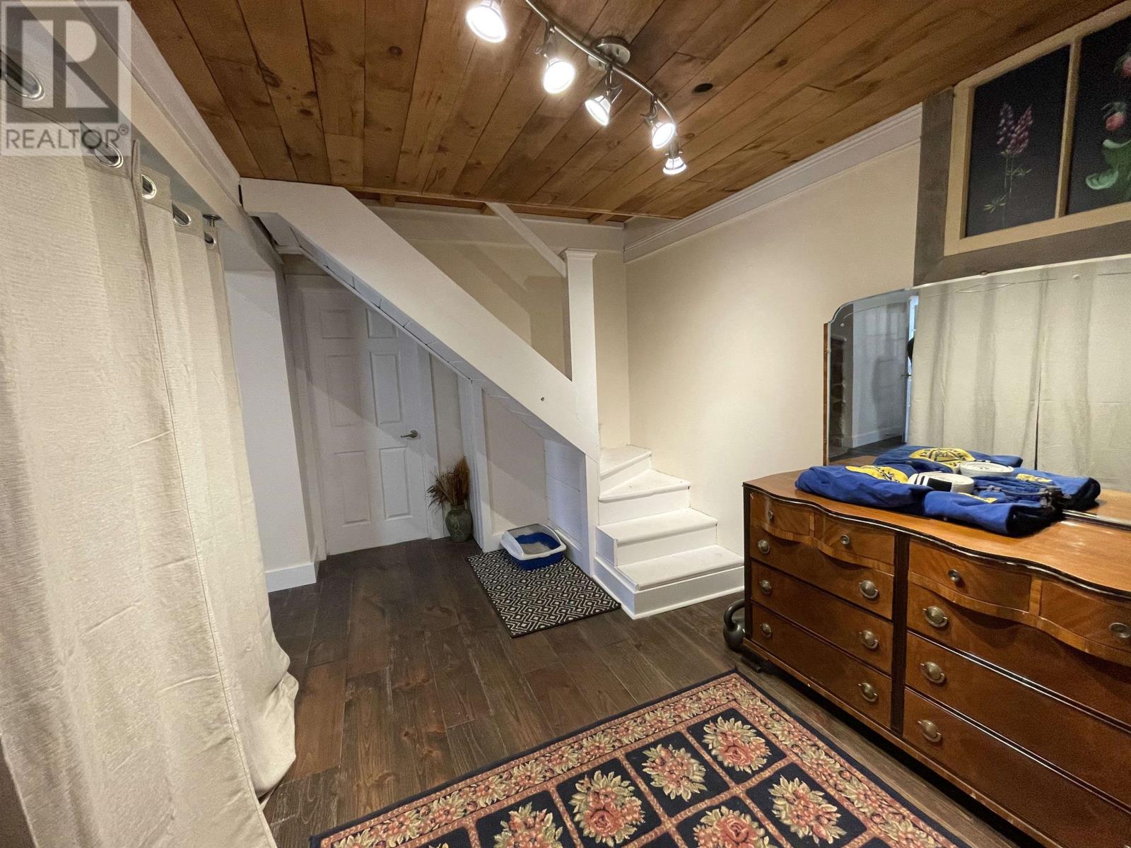 1518 Peters Road — photo 40