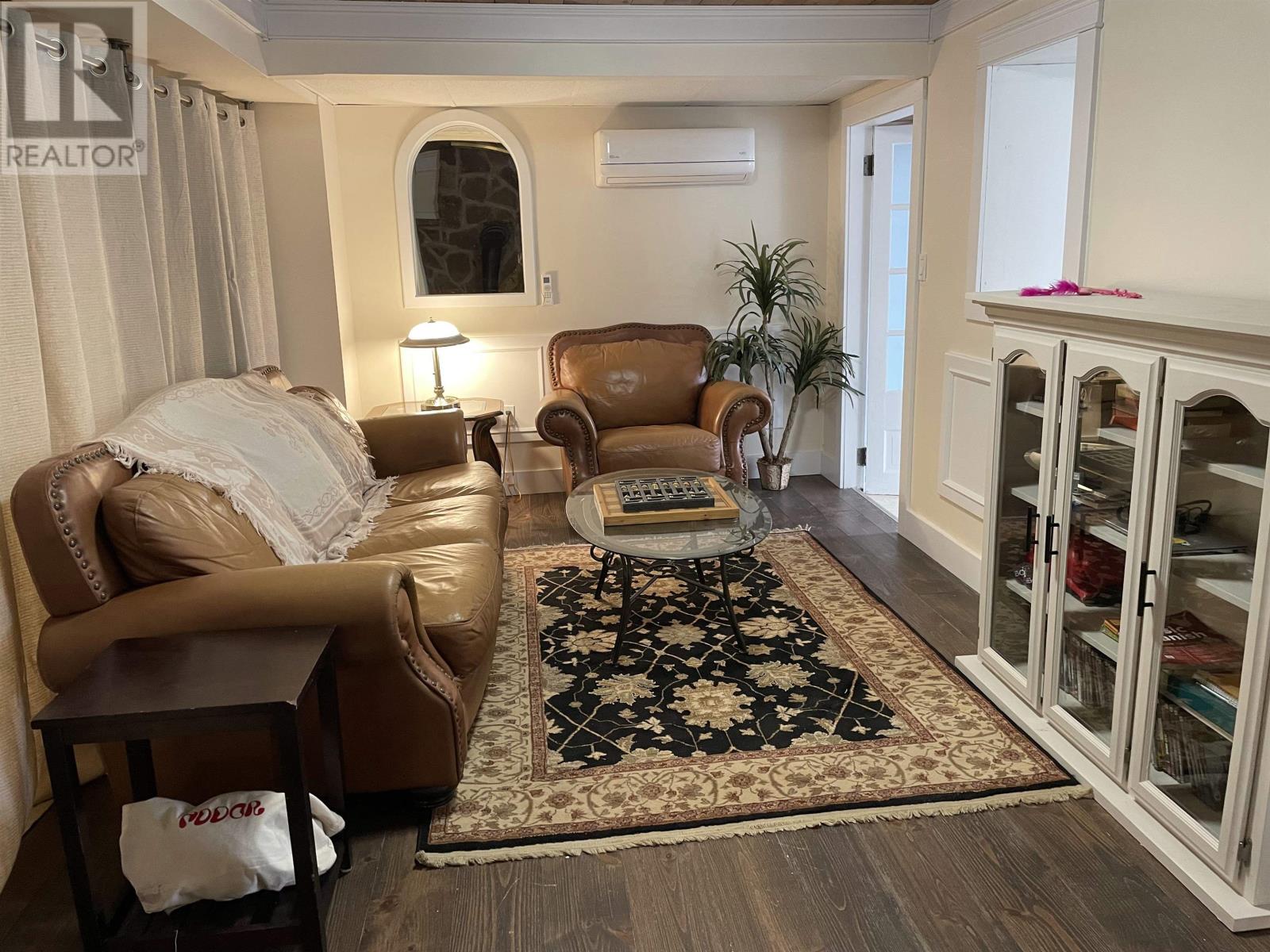 1518 Peters Road — photo 42