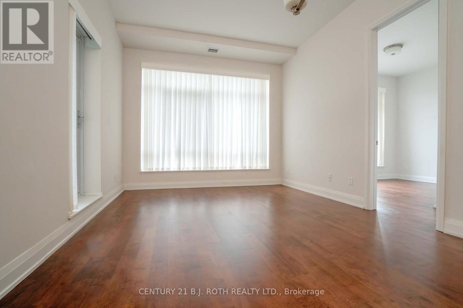 #313 15277 YONGE STREET S - 16