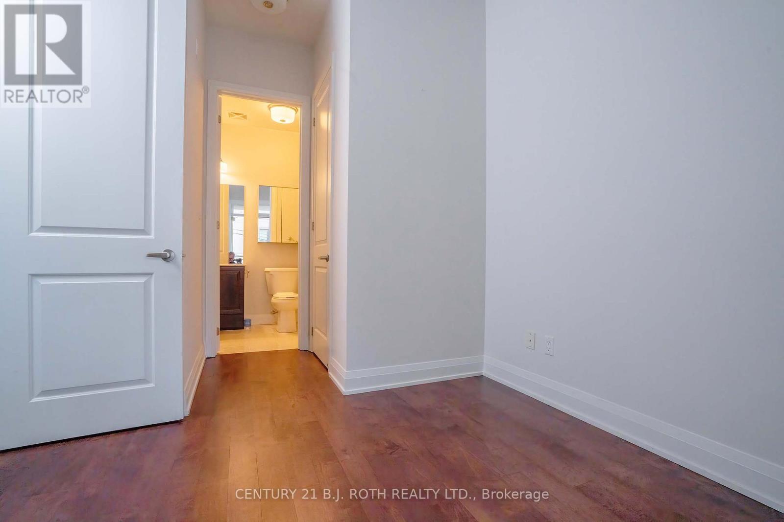 #313 15277 YONGE STREET S - 24