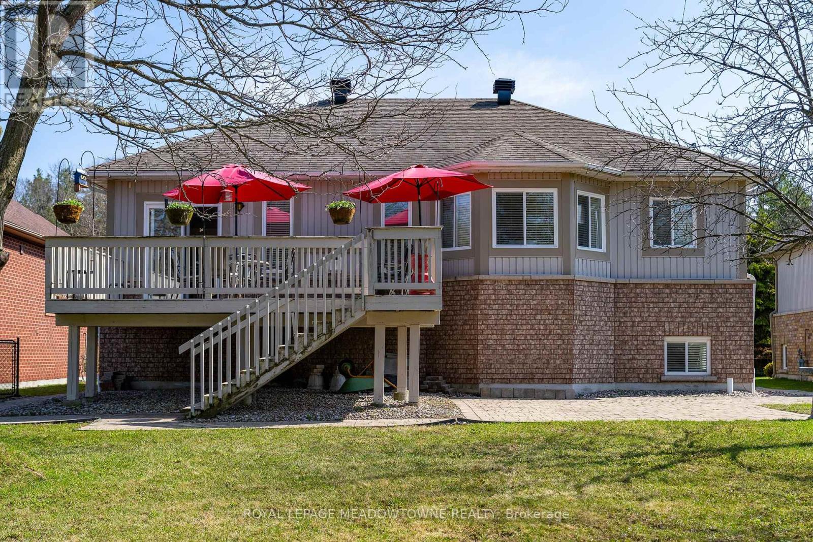 30 CRANBERRY HEIGHTS — photo 45