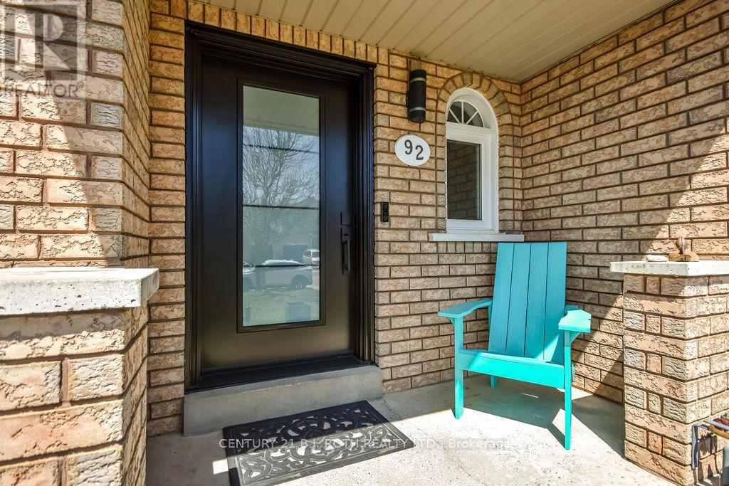 92 CUNNINGHAM DRIVE - 2
