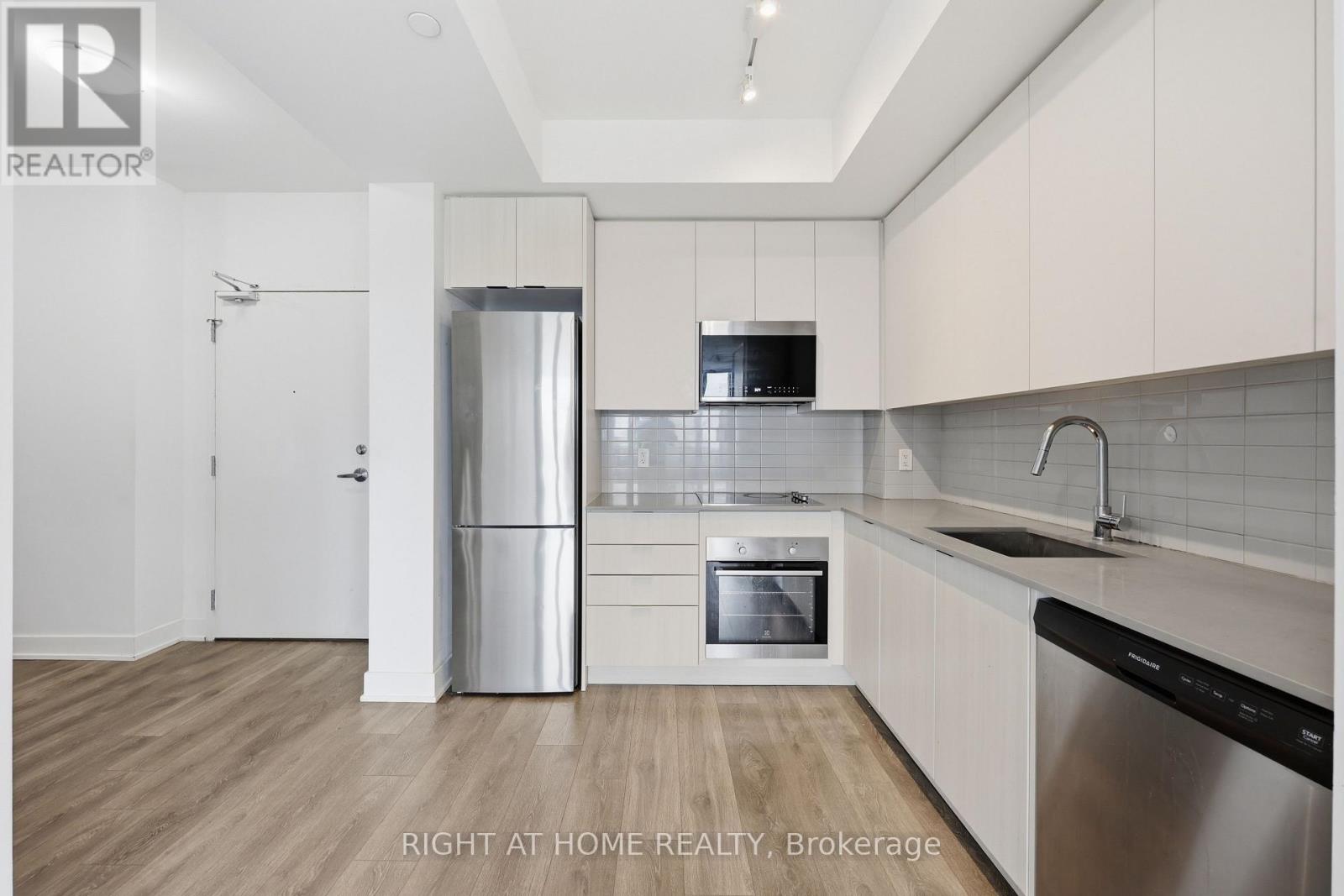 2407 - 297 OAK WALK DRIVE — photo 7