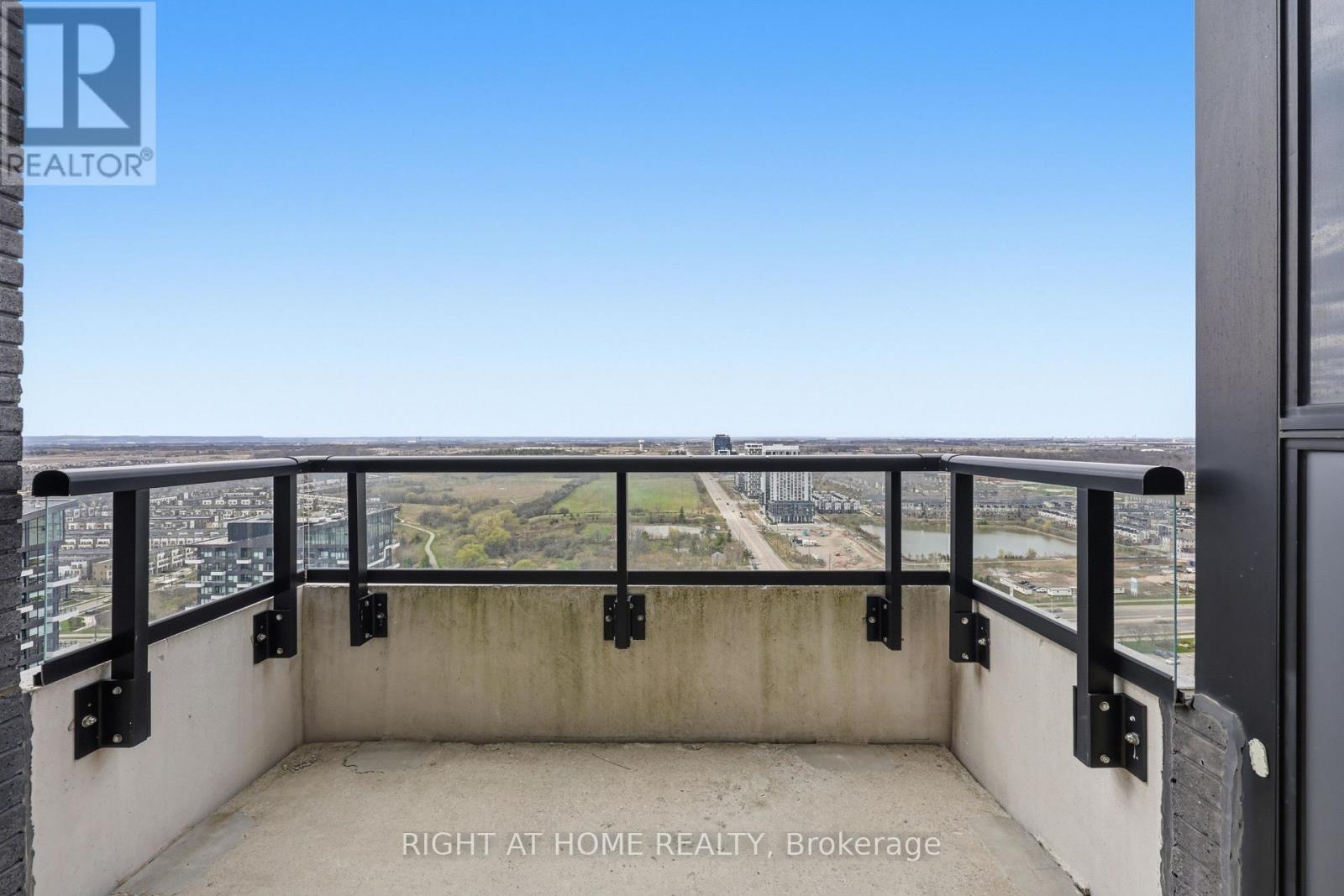 Large Balcony with Great View
