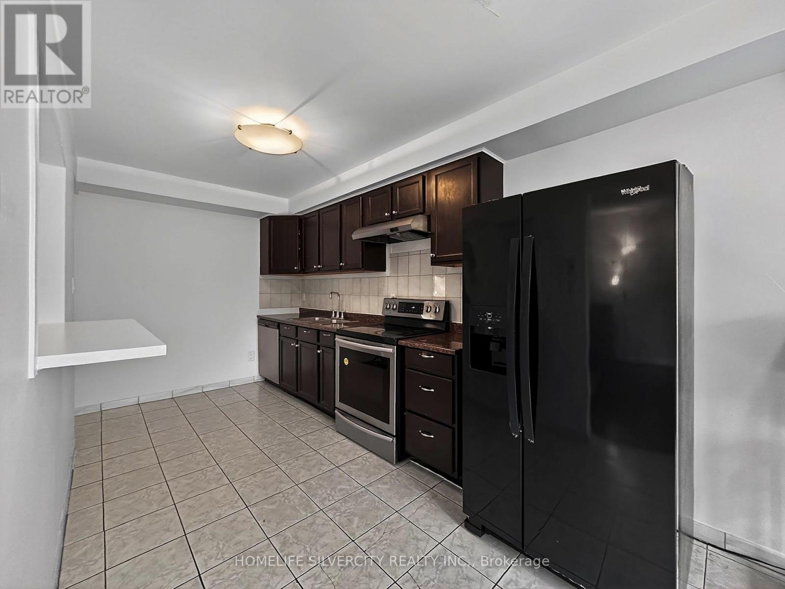 46 VODDEN COURT — photo 9