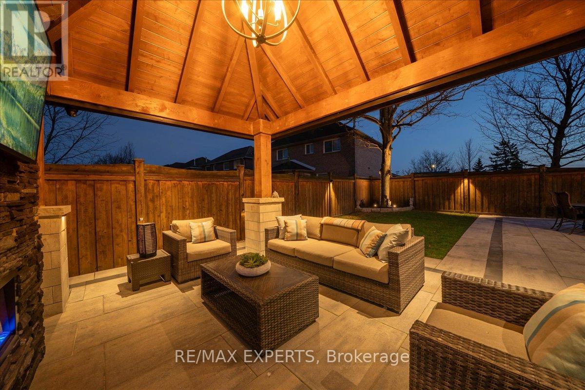3 THORNBURY ROAD - photo 4