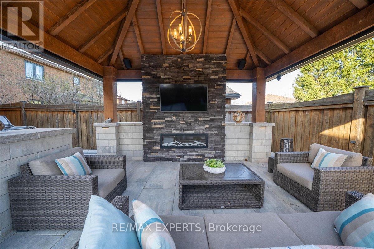 3 THORNBURY ROAD — photo 46