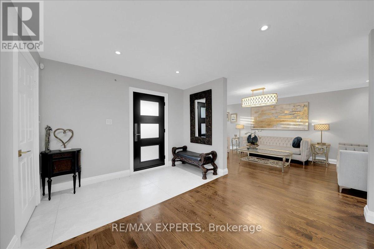 3 THORNBURY ROAD — photo 9