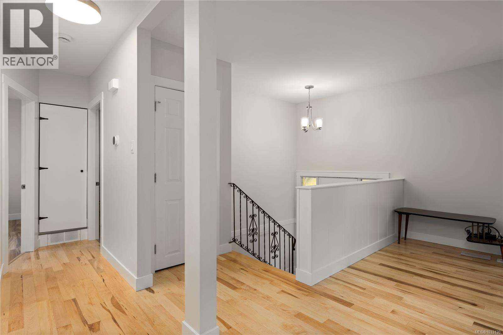 3224 Uplands Dr - 11