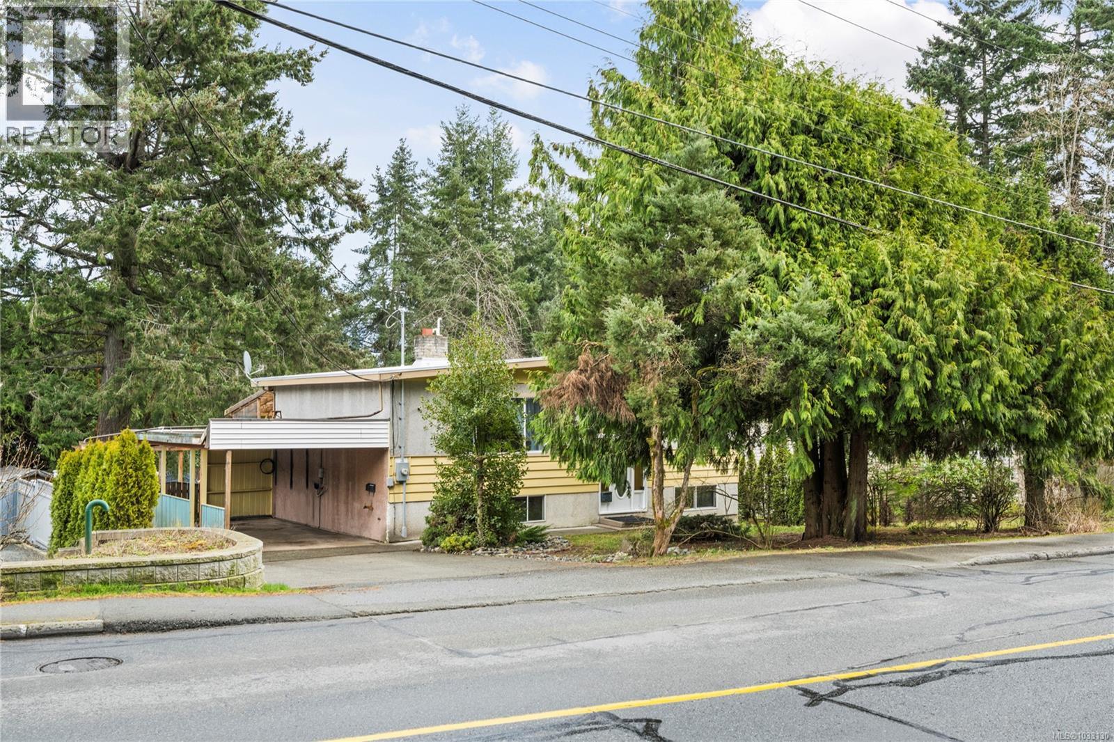 3224 Uplands Dr - 2