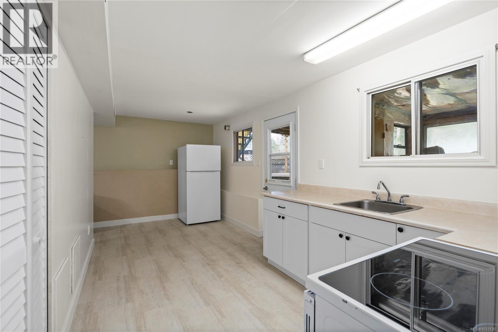 3224 Uplands Dr - 22