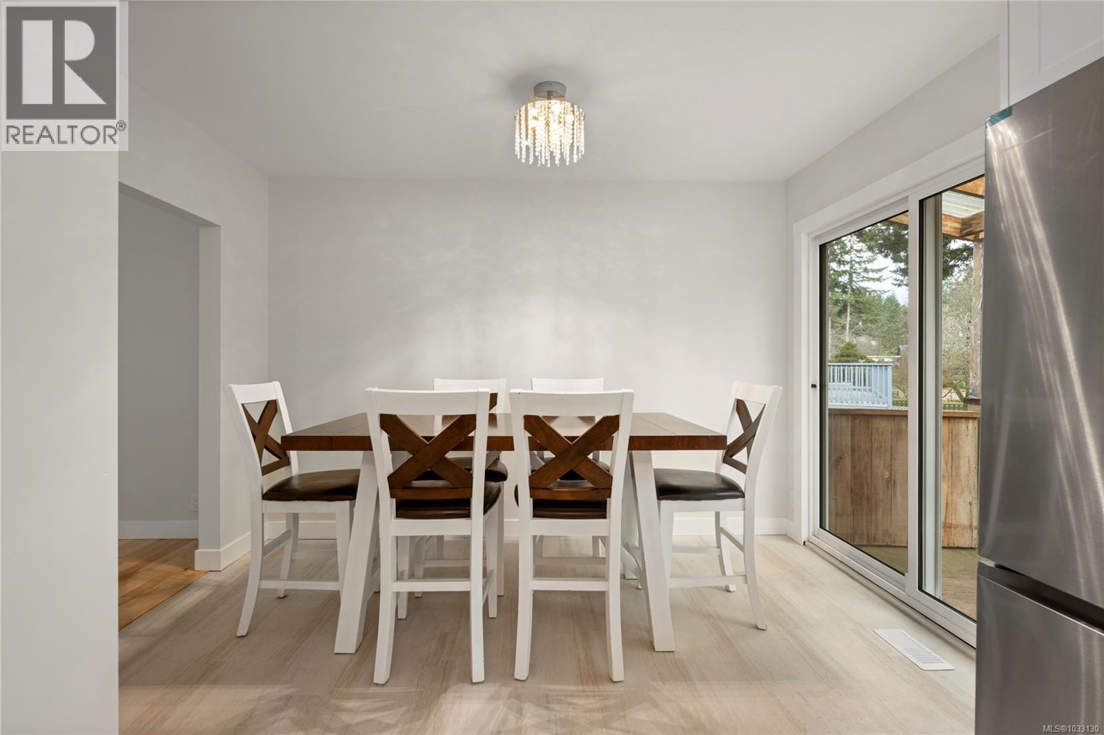 3224 Uplands Dr - 7