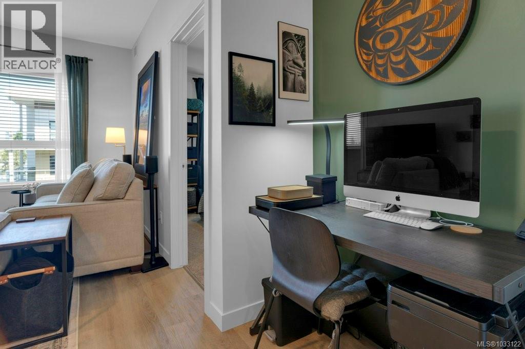 #313 140 Jensen Ave - 11