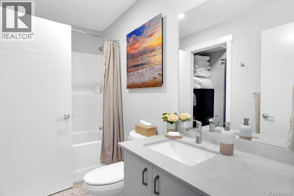 #313 140 Jensen Ave - 21