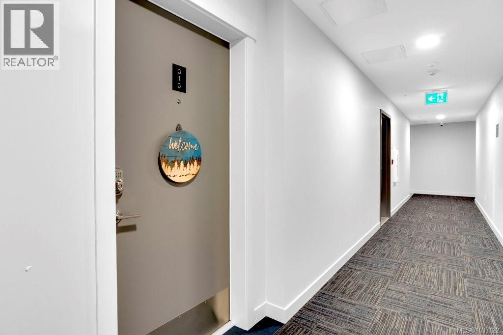 #313 140 Jensen Ave - 24