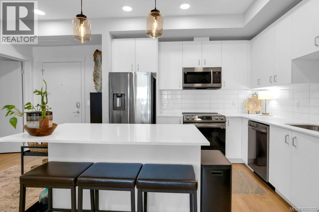 #313 140 Jensen Ave - Image 3