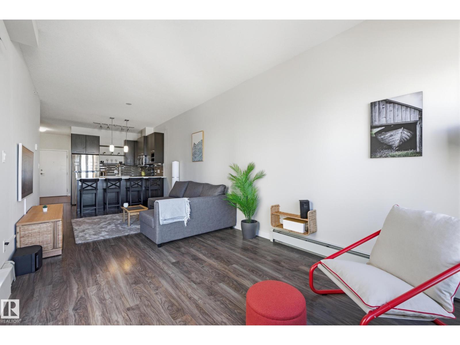 #403 10418 81 AV NW - 11