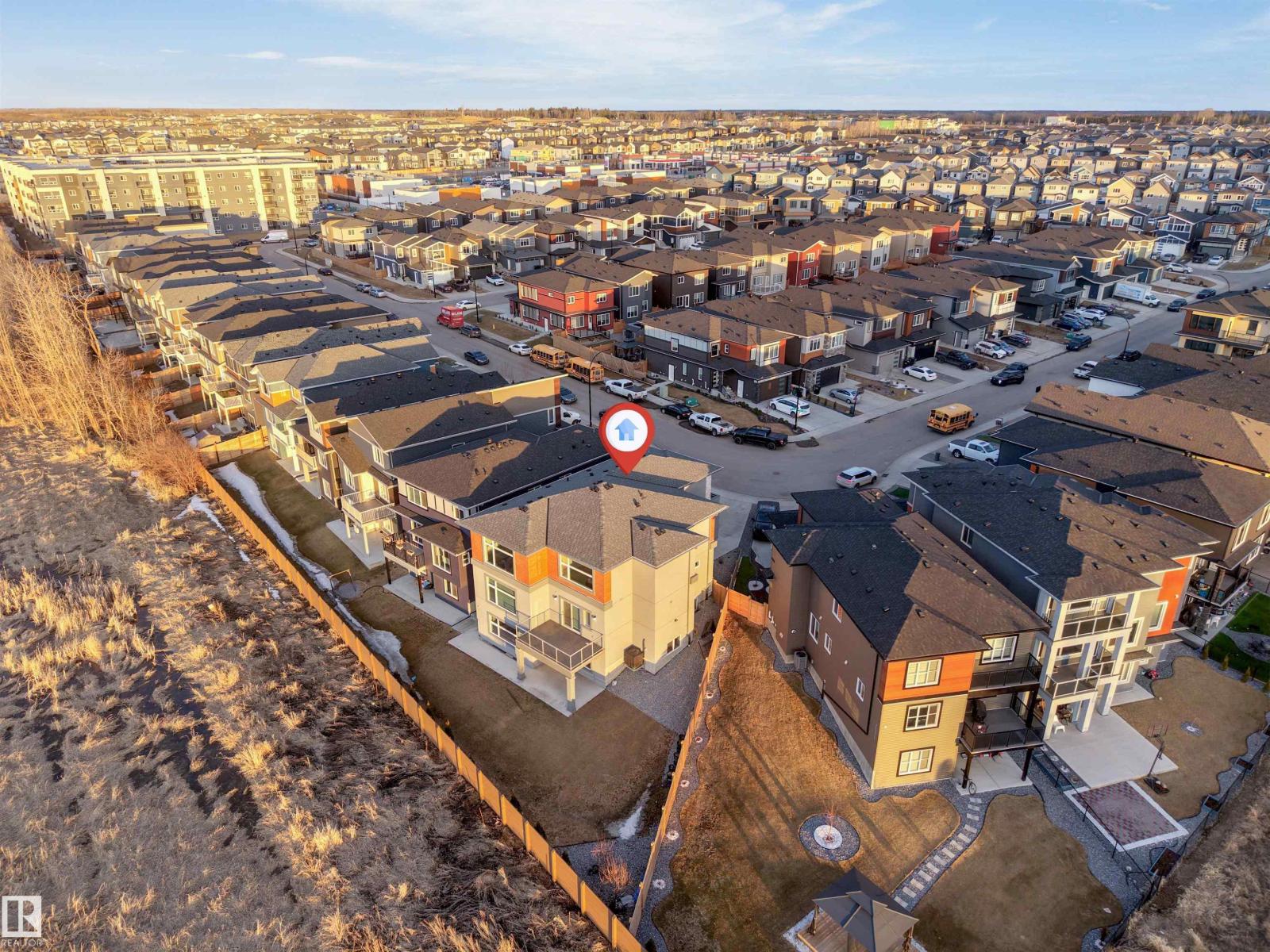 3736 1 AV SW SW - 12