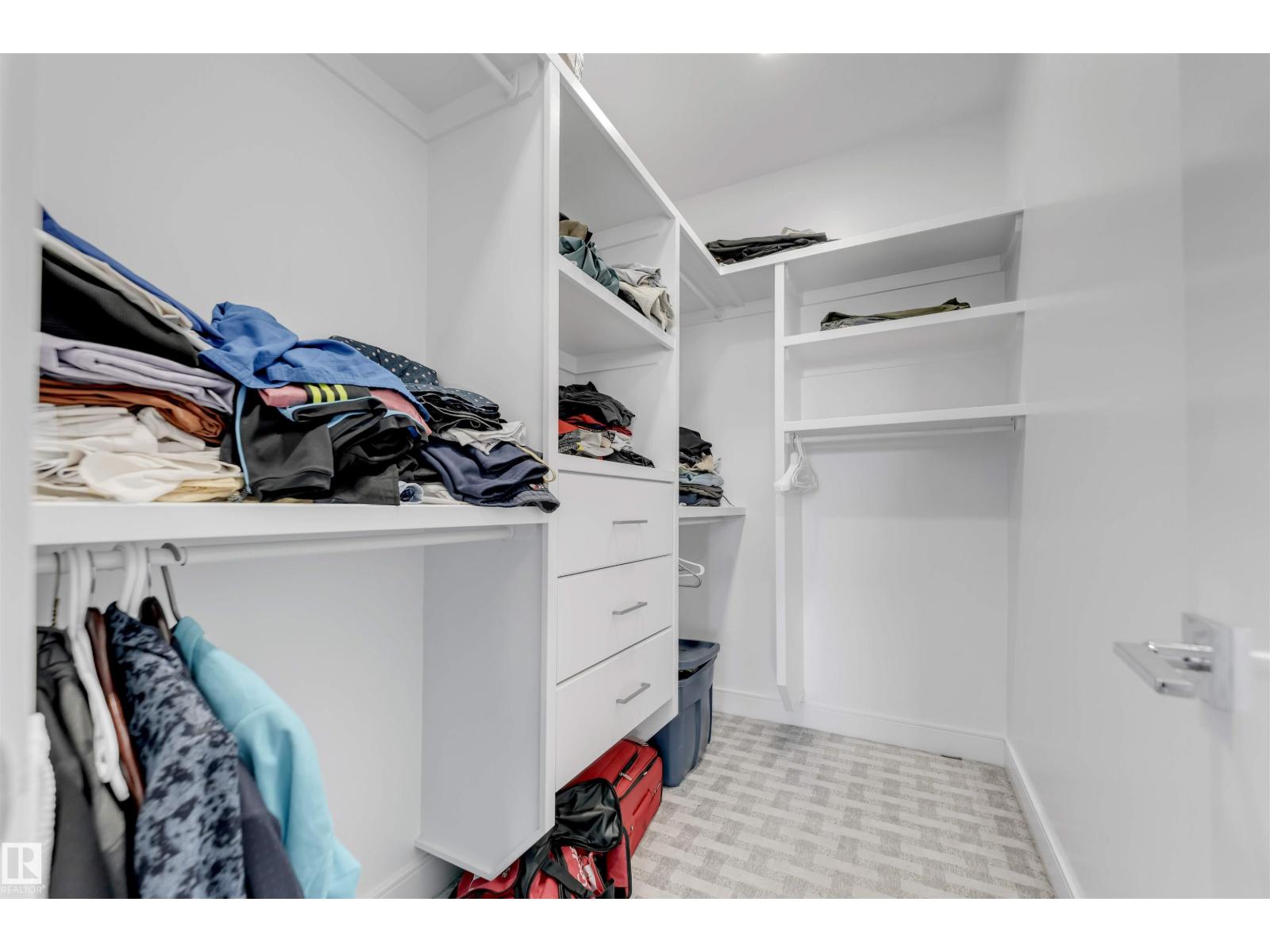 3736 1 AV SW SW - 57
