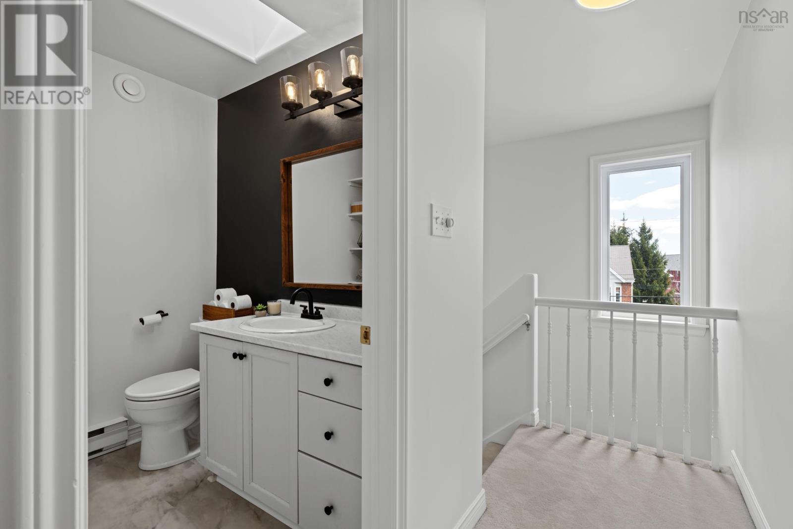 Property 28 of 49 of 37 Royal Masts Way