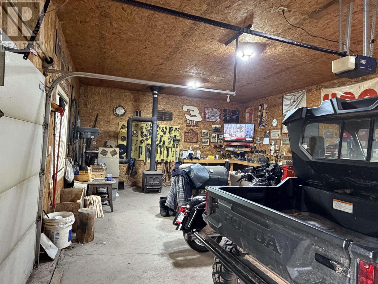 Property 30 of 34 of 8622 Highway 209