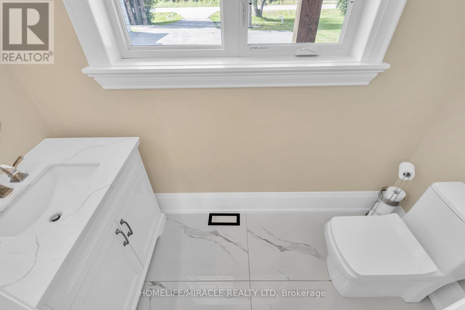 4427 CONCESSION 7 — photo 15