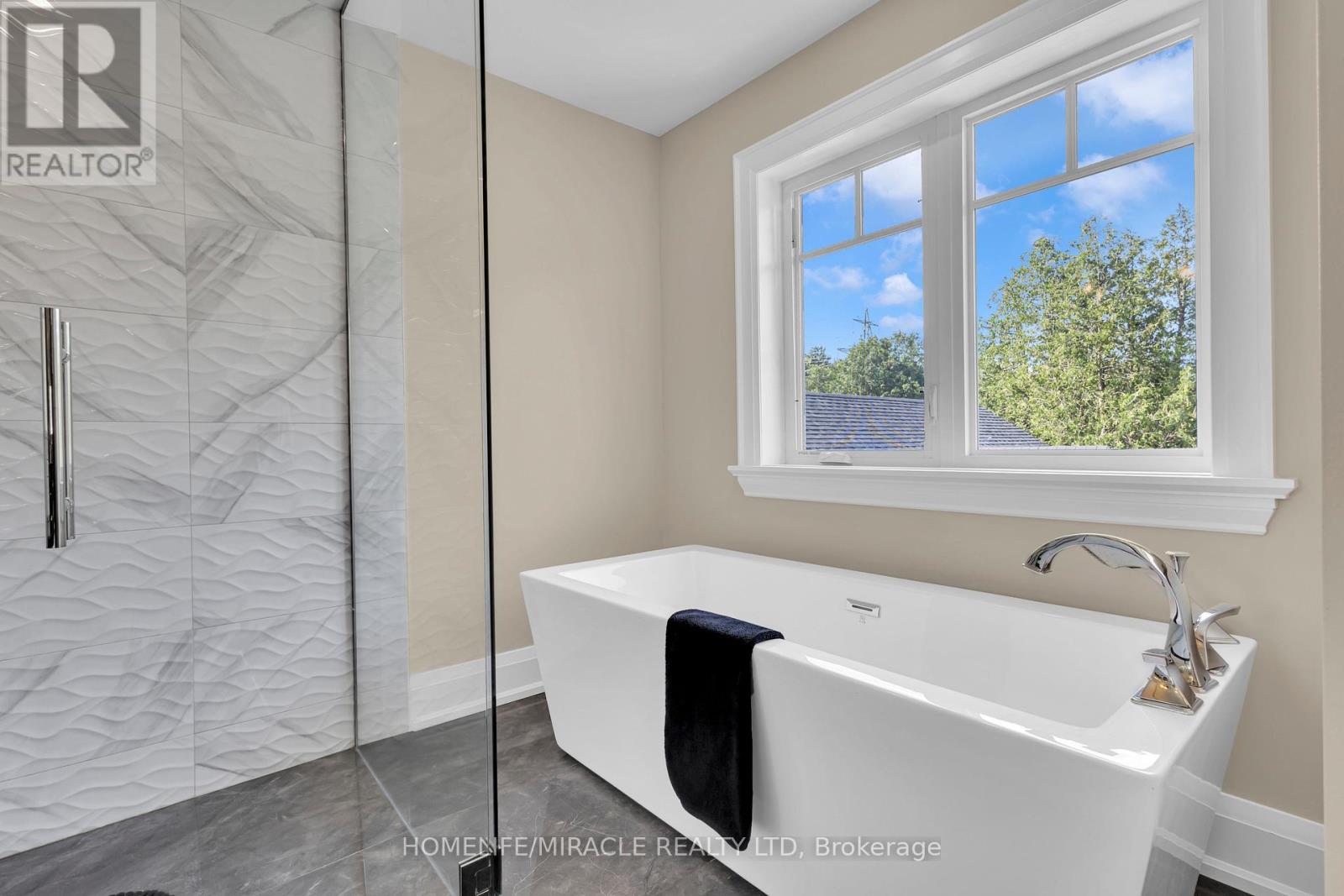 4427 CONCESSION 7 — photo 22