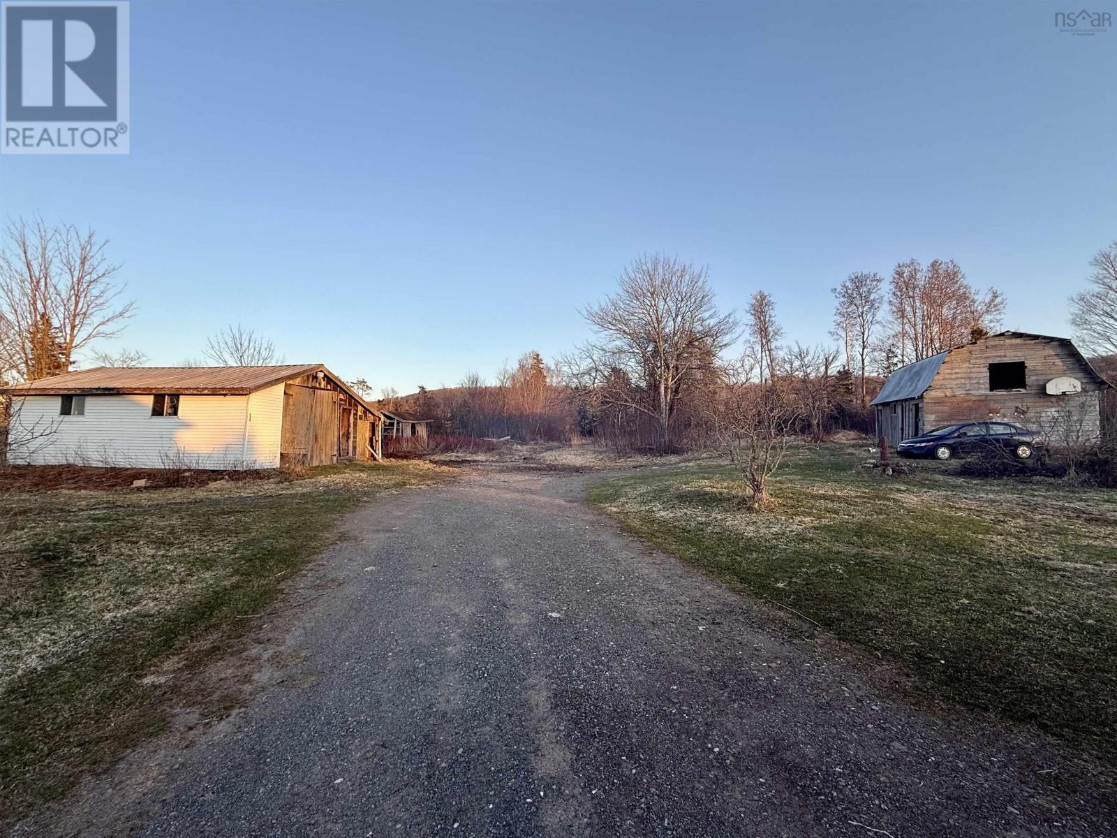 Property 33 of 35 of 10374 Highway 4