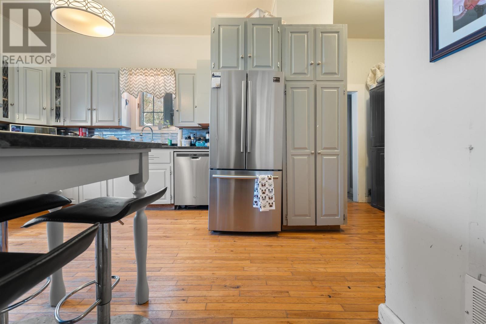 Property 11 of 37 of 40 Clifford Street