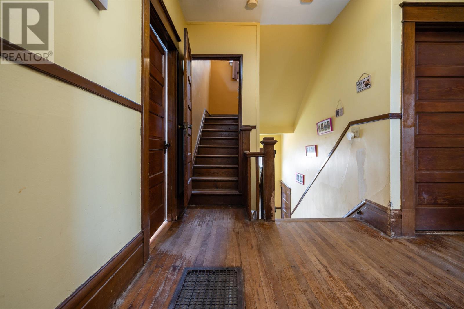 Property 28 of 37 of 40 Clifford Street