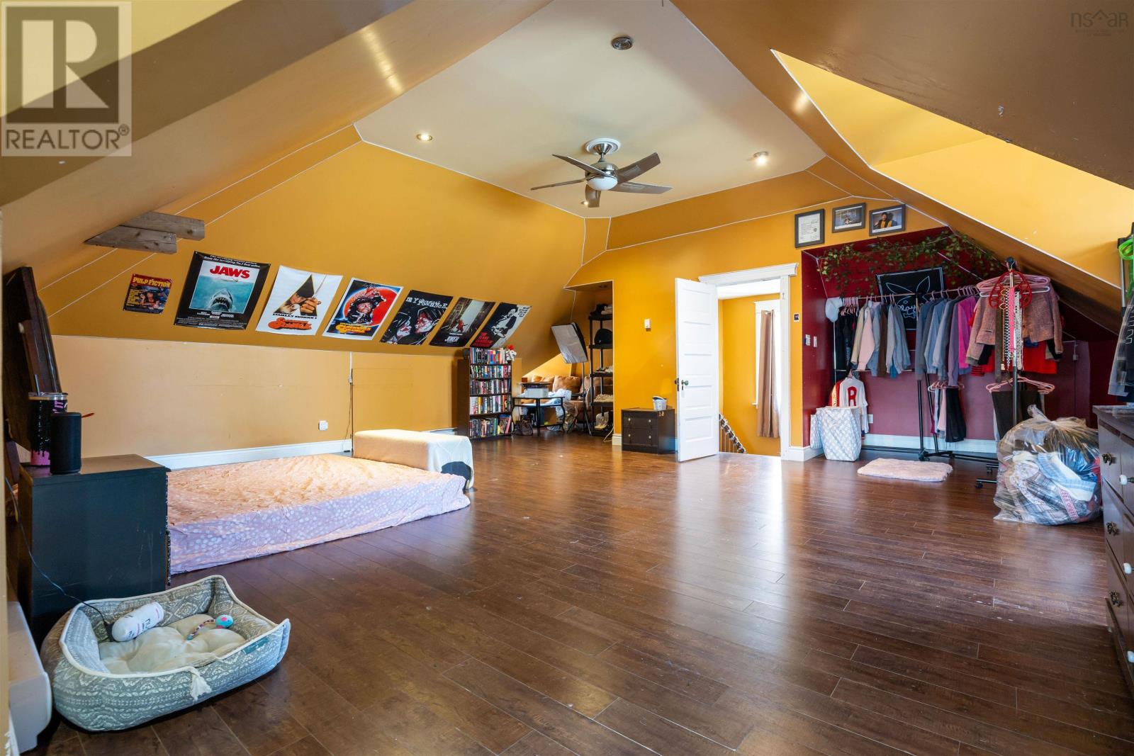 Property 30 of 37 of 40 Clifford Street