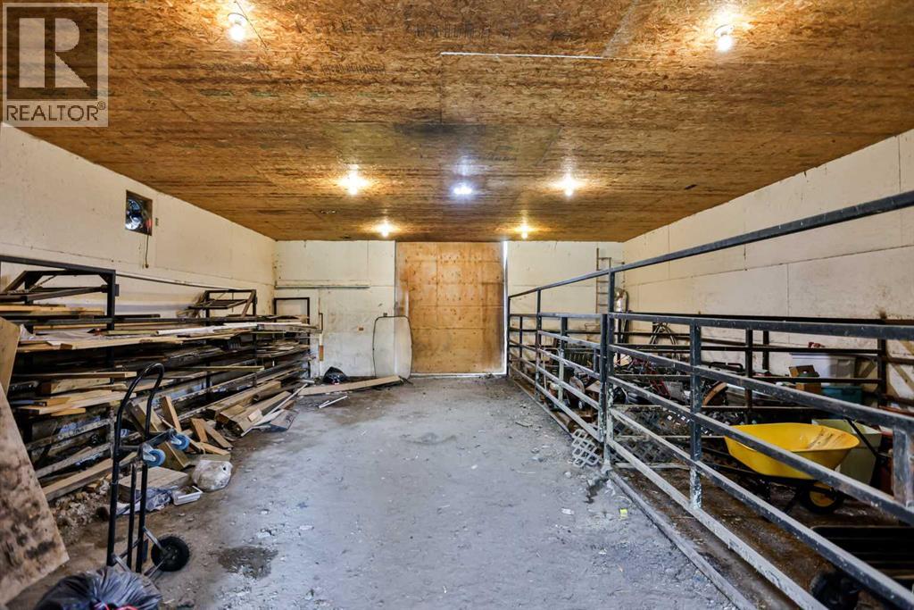 Calving barn