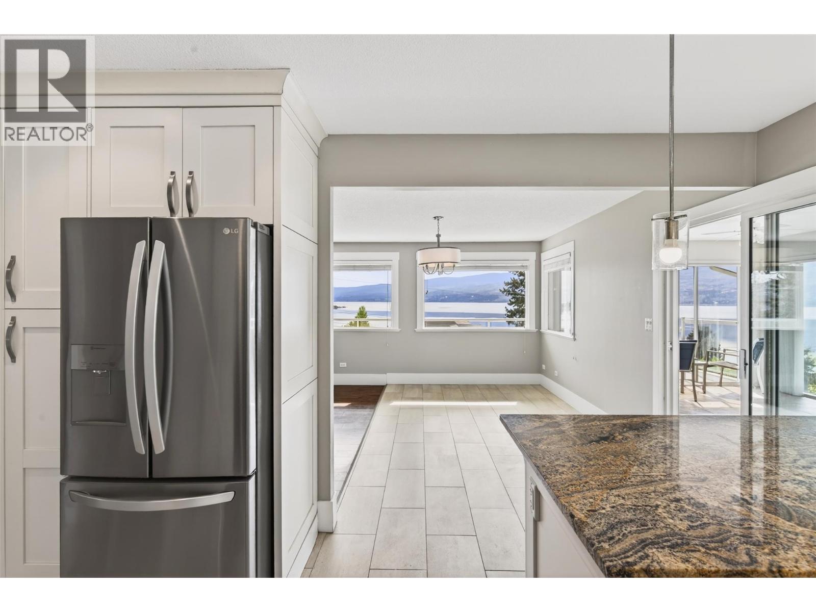  3940 Angus Drive, West Kelowna