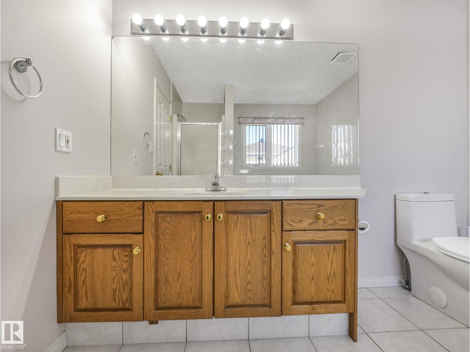 1054 ORMSBY CR NW - 24
