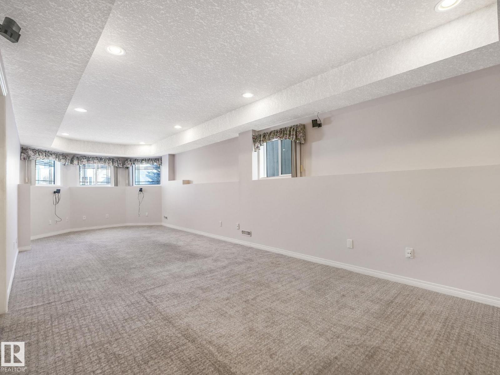 1054 ORMSBY CR NW - 35