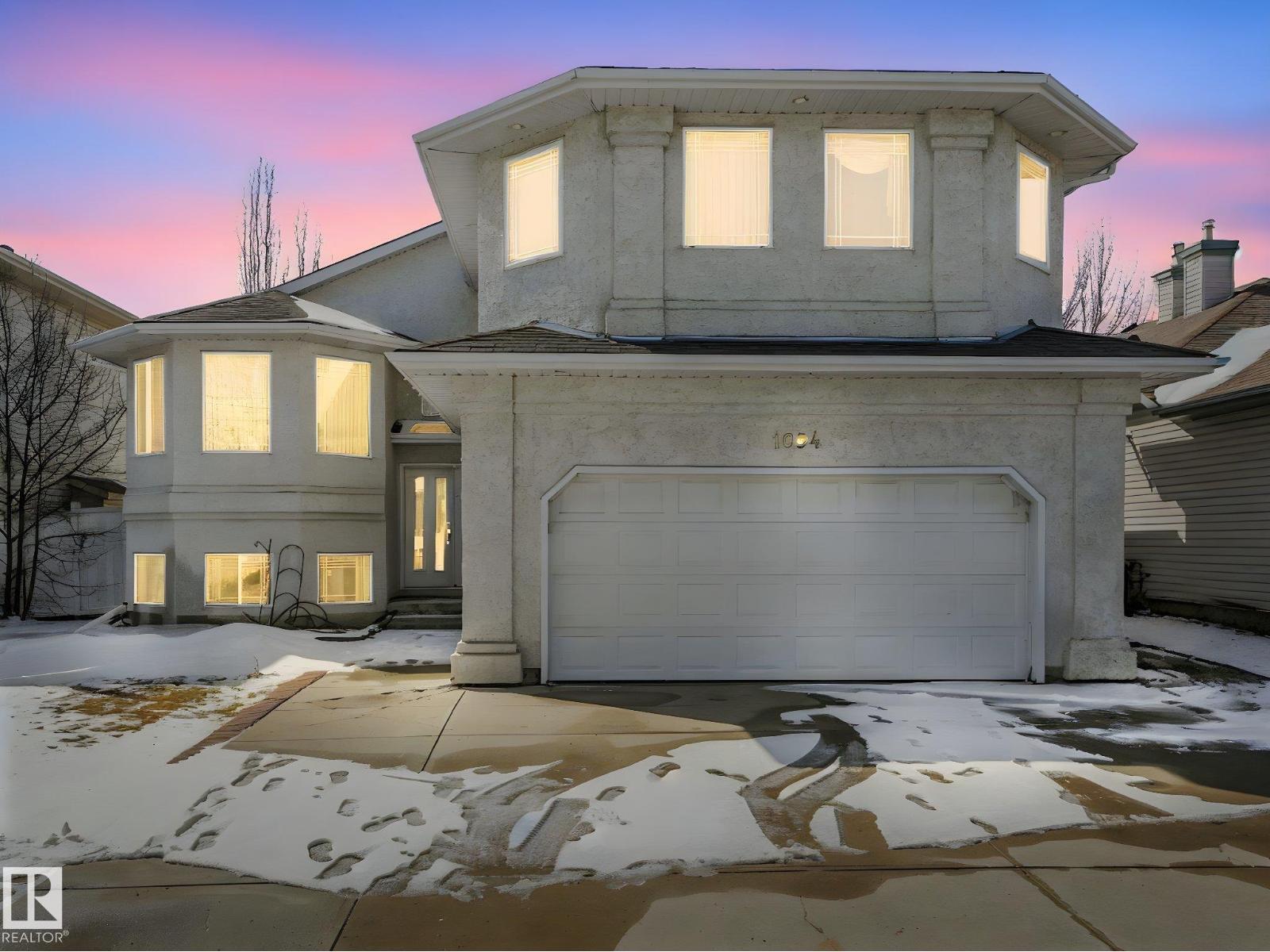 1054 ORMSBY CR NW - 1